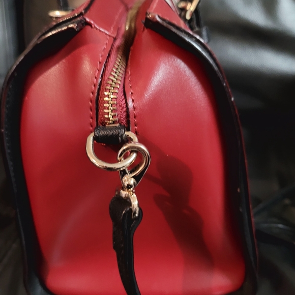 Kate spade Bag.. cherry and black color . In like new condition. NO Call outs - Picture 3 of 14